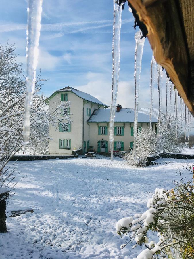 Le Grand Dehors 01 Hotel Cerdon  Exterior foto